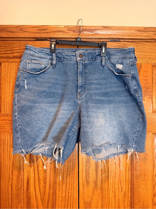 Ava & Viv Pants - Ava & Viv Medium Wash Denim Shorts - Blue